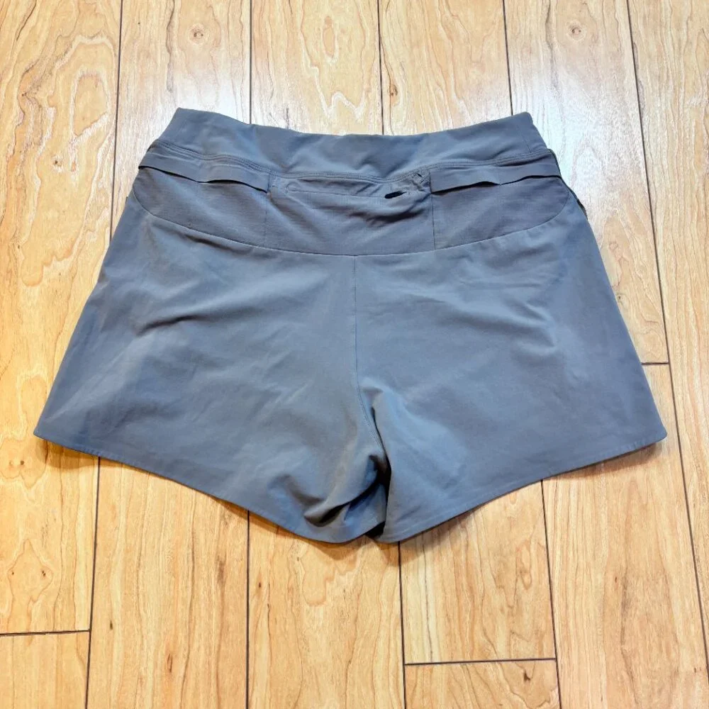 Outdoor Voices Ready Set Lightspeed Lined Shorts Gray 4” Inseam Men's Size XS